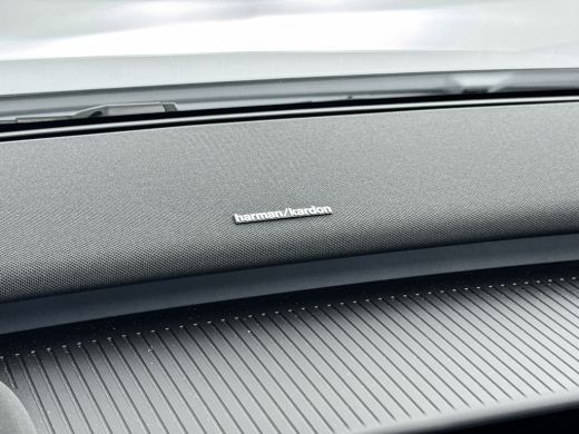 Volvo  EX30 Single Motor Extended Range Plus 69 kWh | Stoel/stuurverwarming | Keyless | Harman Kardon | Elekt... ActivLease financial lease