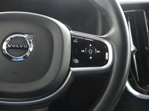 Volvo  V60 T8 Twin Engine AWD Inscription | Gelamineerde zijruiten | Adaptieve cruise control incl. BLIS | S... ActivLease financial lease