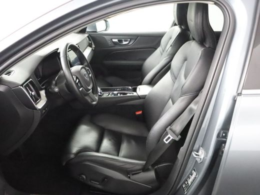 Volvo  V60 T8 Twin Engine AWD Inscription | Gelamineerde zijruiten | Adaptieve cruise control incl. BLIS | S... ActivLease financial lease