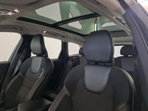 Volvo  XC60 2.0 T8 Twin Engine AWD Momentum Pro PANODAK | PHEV | NAVI ActivLease financial lease