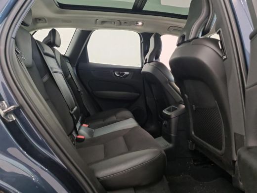 Volvo  XC60 2.0 T8 Twin Engine AWD Momentum Pro PANODAK | PHEV | NAVI ActivLease financial lease