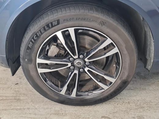 Volvo  XC60 2.0 T8 Twin Engine AWD Momentum Pro PANODAK | PHEV | NAVI ActivLease financial lease