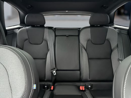Volvo  XC60 T6 Recharge AWD Plus Dark | Sporstoelen | Trekhaak | 360 Camera | Panoramadak | Elektr. verst. st... ActivLease financial lease