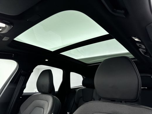 Volvo  XC60 T6 Recharge AWD Plus Dark | Sporstoelen | Trekhaak | 360 Camera | Panoramadak | Elektr. verst. st... ActivLease financial lease