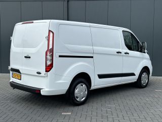 Ford Transit Custom 2.0 TDCI L1H1 Trend / 1e EIG. / INRICHTING / AIRCO / CRUISE / NAVI / 3 - ZITS