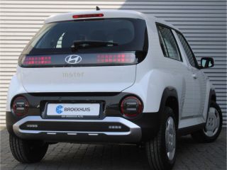Hyundai Inster Hyundai E-Motion 42 kWh incl. €1.500,- Voorraad Voordeel! | Navi | Adapt. Cruise | Parkeercamera ...