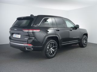 Jeep Grand Cherokee Jeep Summit Reserve | 10'' digitaal cluster | 10.1'' infotainment met navigatie en Uconnect | 21'...