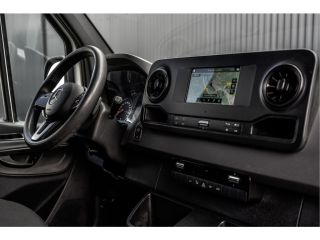 Mercedes-Benz Sprinter 211 CDI L2H2 | Automaat | CarPlay | Navigatie | Camera | Climate | Euro 6 Mercedes-Benz Sprinter 211 CDI L2H2 | Automaat | CarPlay | Navigatie | Camera | Climate | Euro 6
