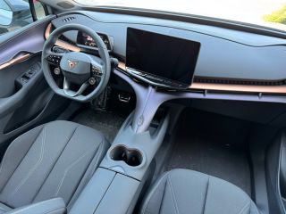 Seat Tavascan 77kWh 286pk Business | Dodehoeksensoren | Adaptive Cruise Control | Elektrische achterklep