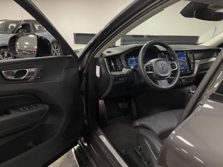 Volvo  XC60 T6 AWD Recharge Pus Dark Long Range | Trekhaak | Adaptieve Cruise Control | Standkachel met Volvo...