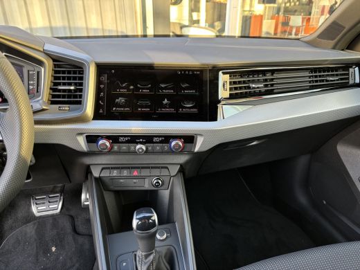 Audi A1 Sportback S Edition 25 TFSI 95 pk S-tronic | Contrastkleur dak | Automatische airco | Afgevlakt s... ActivLease financial lease