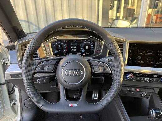Audi A1 Sportback S Edition 25 TFSI 95 pk S-tronic | Contrastkleur dak | Automatische airco | Afgevlakt s... ActivLease financial lease