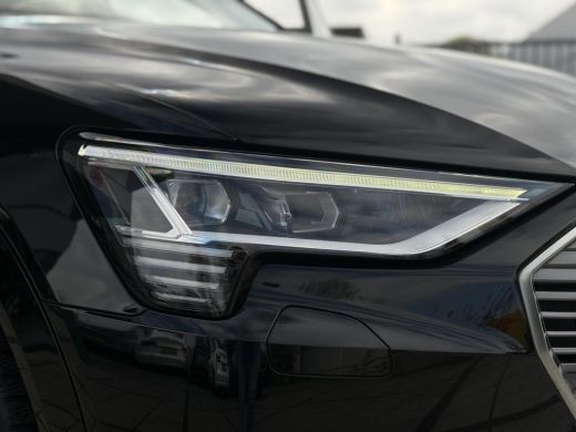 Audi e-tron e-tron 50 quattro Edition Plus 71 kWh | Panorama | Adapt. Luchtvering | Leder | ActivLease financial lease