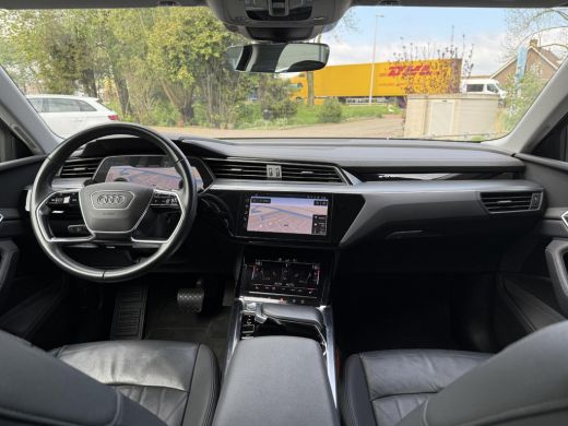 Audi e-tron e-tron 50 quattro Edition Plus 71 kWh | Panorama | Adapt. Luchtvering | Leder | ActivLease financial lease