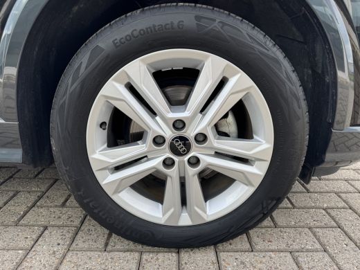 Audi Q2 35 TFSI S Edition Zwart metallic | Fabrieksgarantie ActivLease financial lease