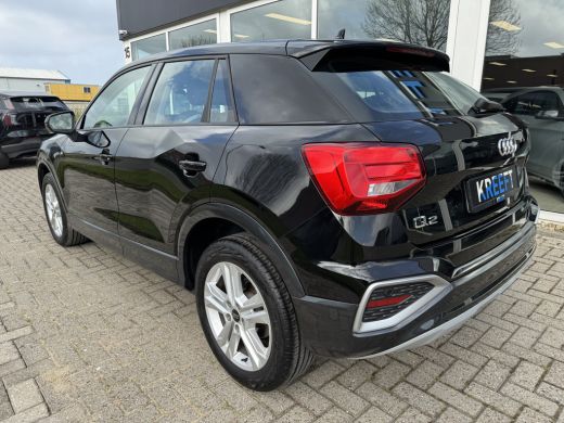 Audi Q2 35 TFSI S Edition Zwart metallic | Fabrieksgarantie ActivLease financial lease