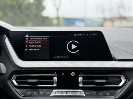 BMW 1-serie 118i M-Sport | Leder | Apple Carplay | Live Cockpit | ActivLease financial lease