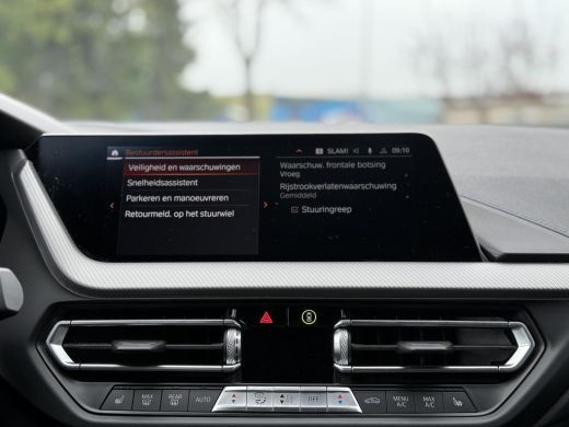 BMW 1-serie 118i M-Sport | Leder | Apple Carplay | Live Cockpit | ActivLease financial lease