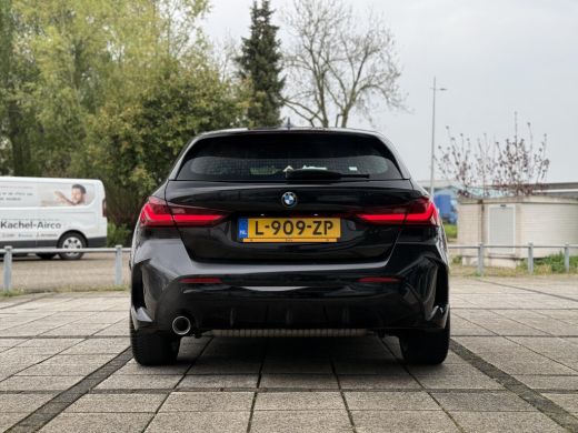BMW 1-serie 118i M-Sport | Leder | Apple Carplay | Live Cockpit | ActivLease financial lease
