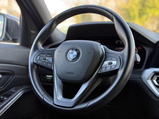 BMW 3 Serie Touring 318i Aut. High Executive Ed. | Live Cockpit | Apple Carplay | Trekhaak | ActivLease financial lease