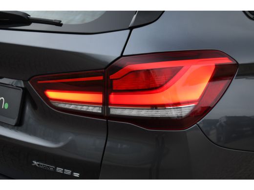 BMW X1 xDrive25e M-Sport Pano HUD ACC Camera El-Klep ActivLease financial lease