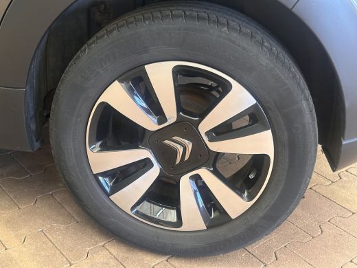 Citroën C3 1.2 PureTech Shine | Airco (automatisch) | Apple Carplay/Android Auto | Elektrische ramen voor ActivLease financial lease