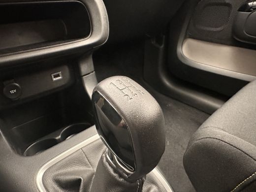 Citroën C3 1.2 PureTech Shine | Airco (automatisch) | Apple Carplay/Android Auto | Elektrische ramen voor ActivLease financial lease