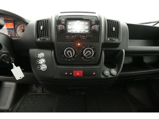 Citroën Jumper 435 L3H2 75 kWh | GRATIS E-Step! | BPM VRIJ | Elektrisch | EMISSIEVRIJE ZONE | 3000KG Airco Cruis... ActivLease financial lease