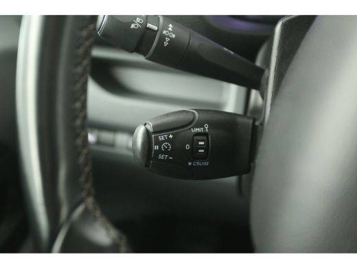 Citroën Jumpy 2.0 BlueHDI 360Camera 2xSchuifdeur Airco Cruise Carplay 3 Persoons PDC LED Trekhaak ActivLease financial lease