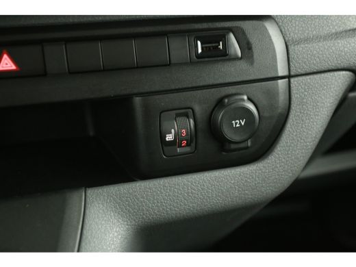 Citroën Jumpy 2.0 BlueHDI 360Camera 2xSchuifdeur Airco Cruise Carplay 3 Persoons PDC LED Trekhaak ActivLease financial lease