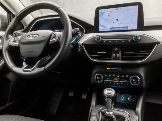 Ford FOCUS Wagon 1.0 EcoBoost ST Line (APPLE CARPLAY, GROOT NAVI, STUUR/STOELVERWARMING, CLIMATE, SPORTSTOELEN, PA... ActivLease financial lease