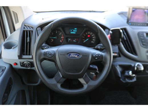 Ford Transit 2.0 TDci Bakwagen met Laadklep Brede Zijdeur ActivLease financial lease