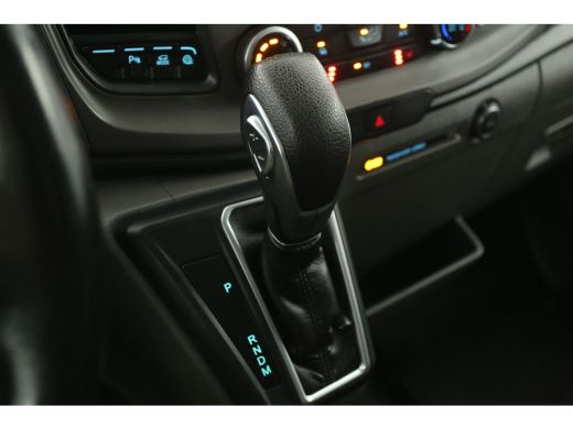 Ford Transit 350 2.0 TDCI L2H2 Trend Automaat Airco Cruise PDC 3 Persoons LED Elektrpakket Trekhaak ActivLease financial lease