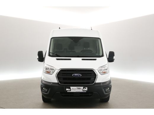Ford Transit 350 2.0 TDCI L2H2 Trend Automaat Airco Cruise PDC 3 Persoons LED Elektrpakket Trekhaak ActivLease financial lease
