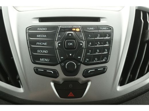 Ford Transit 350 2.0 TDCI L2H3 2800KG Trekgew. Trekhaak Airco Camera Cruise PDC Elektrpakket ActivLease financial lease