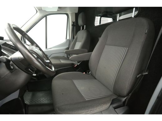 Ford Transit 350 2.0 TDCI L2H3 2800KG Trekgew. Trekhaak Airco Camera Cruise PDC Elektrpakket ActivLease financial lease