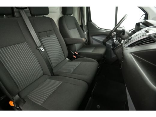 Ford Transit Custom 2.0 TDCI L2H1 Airco Cruise Camera 2xSchuifdeur 3 Persoons PDC Elektrpakket Trekhaak ActivLease financial lease