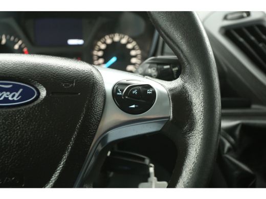 Ford Transit Custom 2.0 TDCI L2H1 Airco Cruise Camera 2xSchuifdeur 3 Persoons PDC Elektrpakket Trekhaak ActivLease financial lease