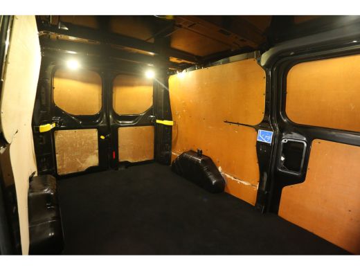 Ford Transit Custom 2.0 TDCI L2H1 Airco Cruise Camera 2xSchuifdeur 3 Persoons PDC Elektrpakket Trekhaak ActivLease financial lease