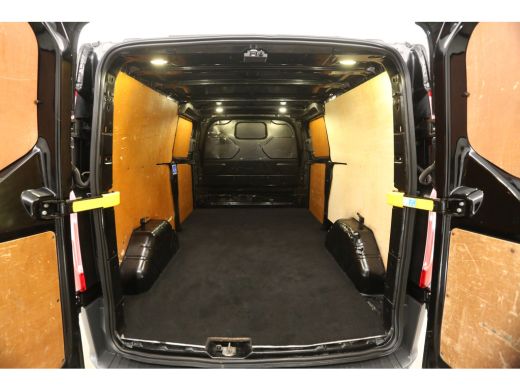 Ford Transit Custom 2.0 TDCI L2H1 Airco Cruise Camera 2xSchuifdeur 3 Persoons PDC Elektrpakket Trekhaak ActivLease financial lease