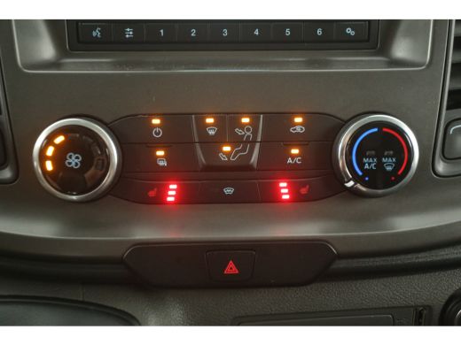 Ford Transit Custom 300 2.0 TDCI L2H1 Airco Cruise LED 2800KG Trekgew. Trekhaak 3 Persoons 16"LMV PDC Stoelverwarming ActivLease financial lease