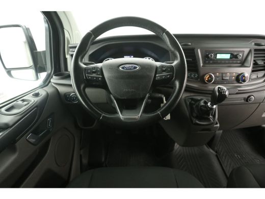Ford Transit Custom 300 2.0 TDCI L2H1 Airco Cruise LED 2800KG Trekgew. Trekhaak 3 Persoons 16"LMV PDC Stoelverwarming ActivLease financial lease
