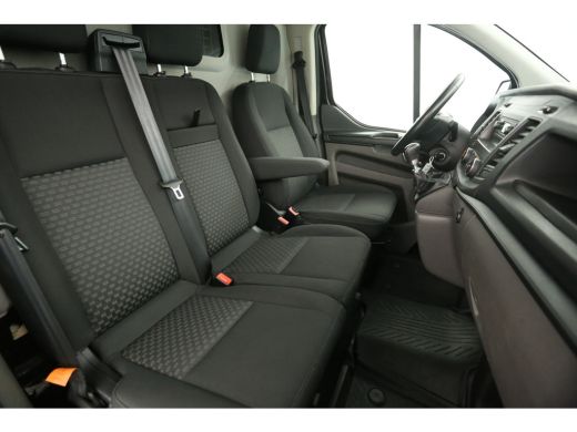 Ford Transit Custom 300 2.0 TDCI L2H1 Airco Cruise LED 2800KG Trekgew. Trekhaak 3 Persoons 16"LMV PDC Stoelverwarming ActivLease financial lease
