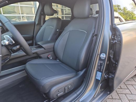 Hyundai IONIQ 6 Lounge 77.4 kWh ActivLease financial lease