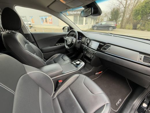 Kia e-Niro ExecutiveLine 64 kWh | Leder | Navi | Camera | JBL | ActivLease financial lease