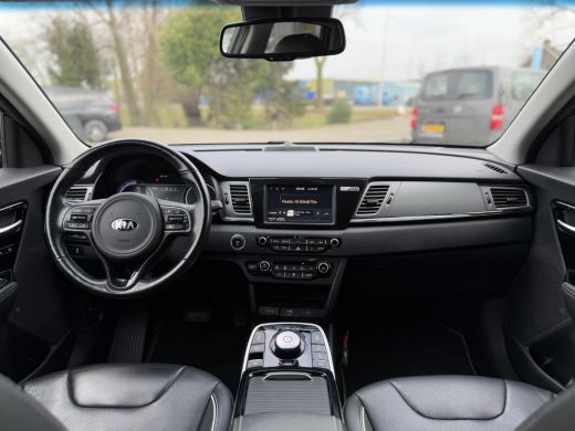 Kia e-Niro ExecutiveLine 64 kWh | Leder | Navi | Camera | JBL | ActivLease financial lease