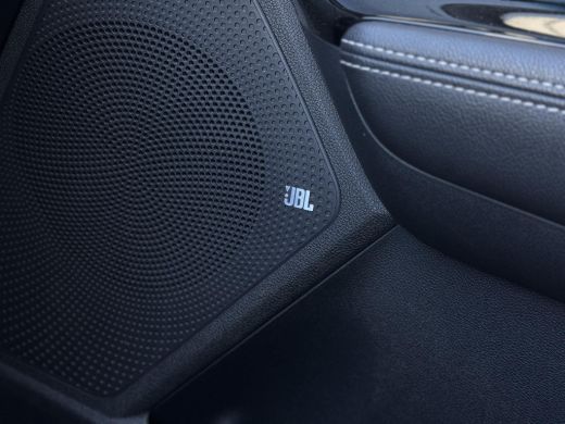 Kia e-Niro ExecutiveLine 64 kWh | Leder | Navi | Camera | JBL | ActivLease financial lease