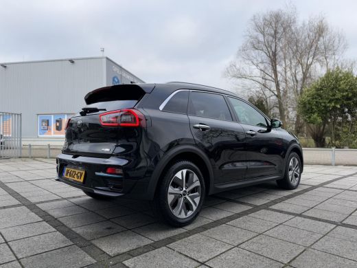 Kia e-Niro ExecutiveLine 64 kWh | Leder | Navi | Camera | JBL | ActivLease financial lease