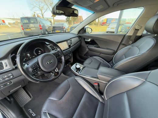 Kia e-Niro ExecutiveLine 64 kWh | Leder | Navi | Camera | JBL | ActivLease financial lease