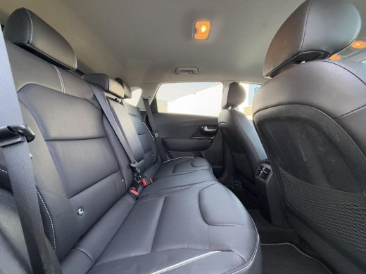 Kia e-Niro ExecutiveLine 64 kWh | Leder | Navi | Camera | JBL | ActivLease financial lease